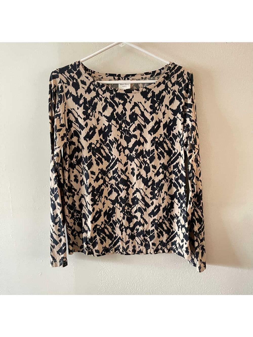 Part Two Leisure Womens L Lynette Tee Tan Black Abstract Print Long Sleeve